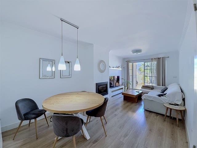 4 soveværelse Byhus til salg i Torremolinos - € 620.000 (Ref: 9967400)