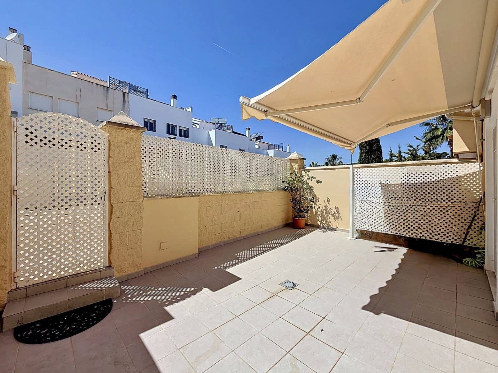 4 bedroom Townhouse for sale in Torremolinos - € 620,000 (Ref: 9967400)