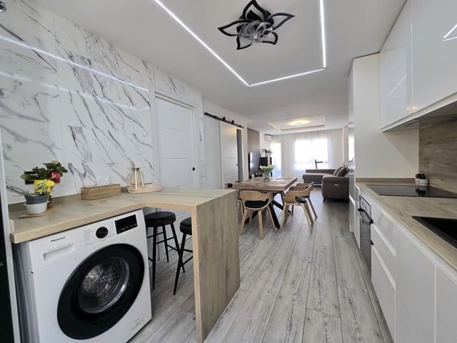 4 camera da letto Appartamento in vendita in Carretera de Cadiz, Malaga città - 596.000 € (Rif: 9967402)