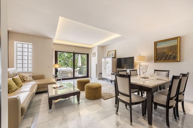 4 soverom Hus til salgs i Marbella - € 845 000 (Ref: 9967404)