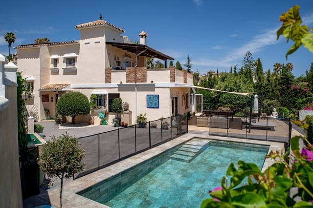 6 chambre Villa/Maison à vendre à El Padrón, Estepona - 1 550 000 € (Ref: 9967407)