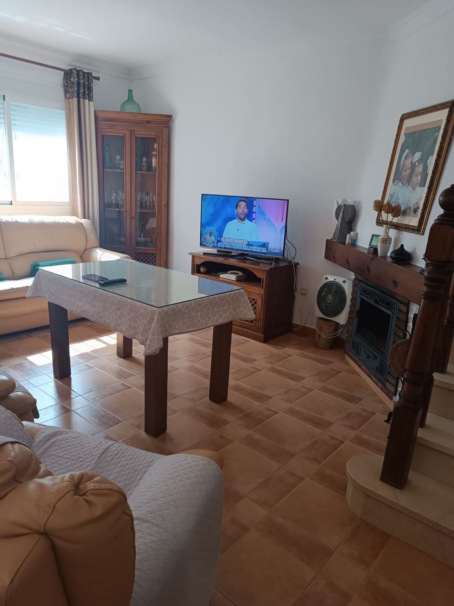 3 soveværelse Byhus til salg i Estepona - € 419.000 (Ref: 9967409)
