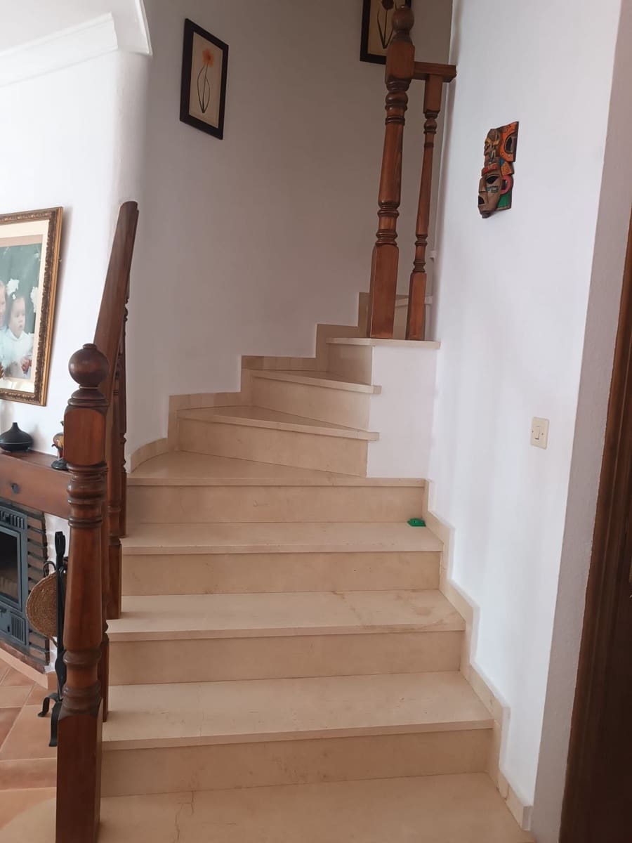 3 soveværelse Byhus til salg i Estepona - € 419.000 (Ref: 9967409)