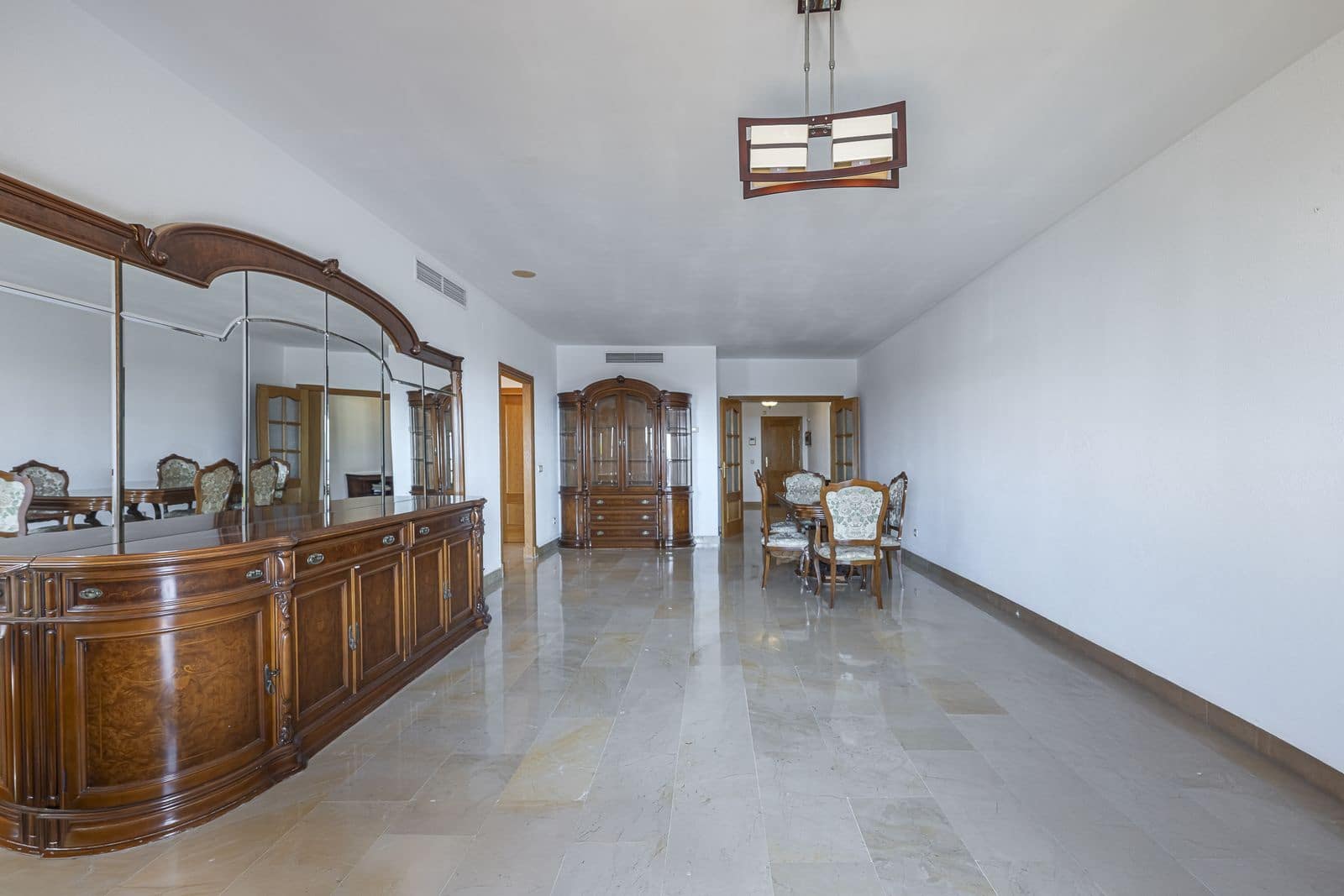 3 bedroom Apartment for sale in San Pedro de Alcantara - € 649,000 (Ref: 9967410)