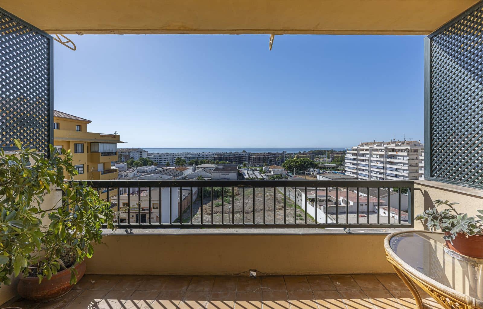 3 bedroom Apartment for sale in San Pedro de Alcantara - € 649,000 (Ref: 9967410)