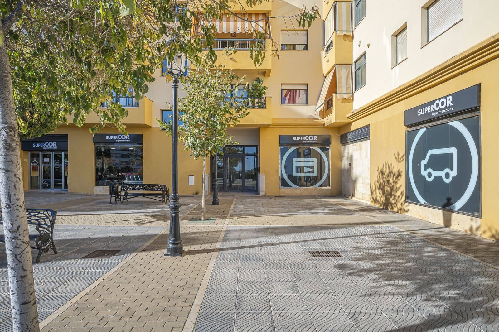 3 bedroom Apartment for sale in San Pedro de Alcantara - € 649,000 (Ref: 9967410)
