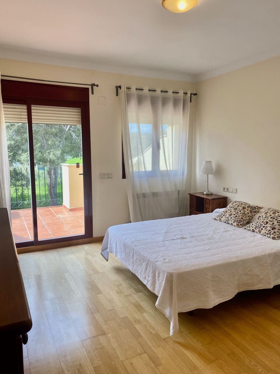 3 soveværelse Byhus til salg i Nueva Andalucia - € 780.000 (Ref: 9967414)