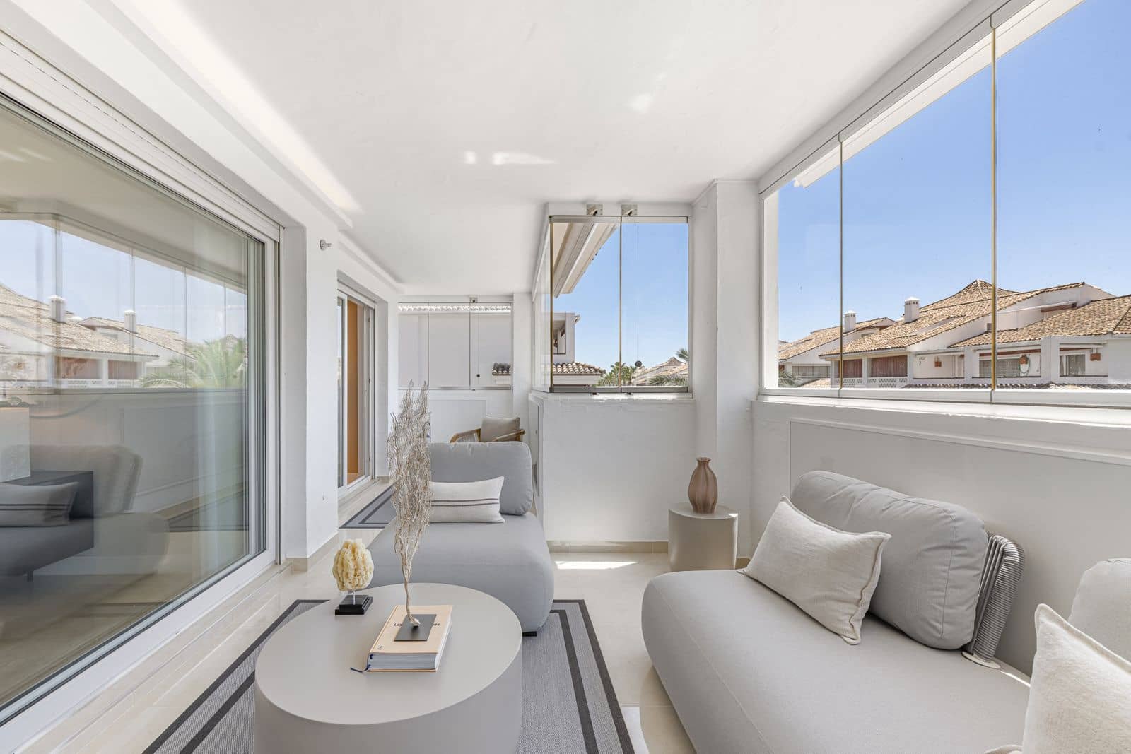 2 chambre Appartement à vendre à Golden Mile - 1 350 000 € (Ref: 9967415)