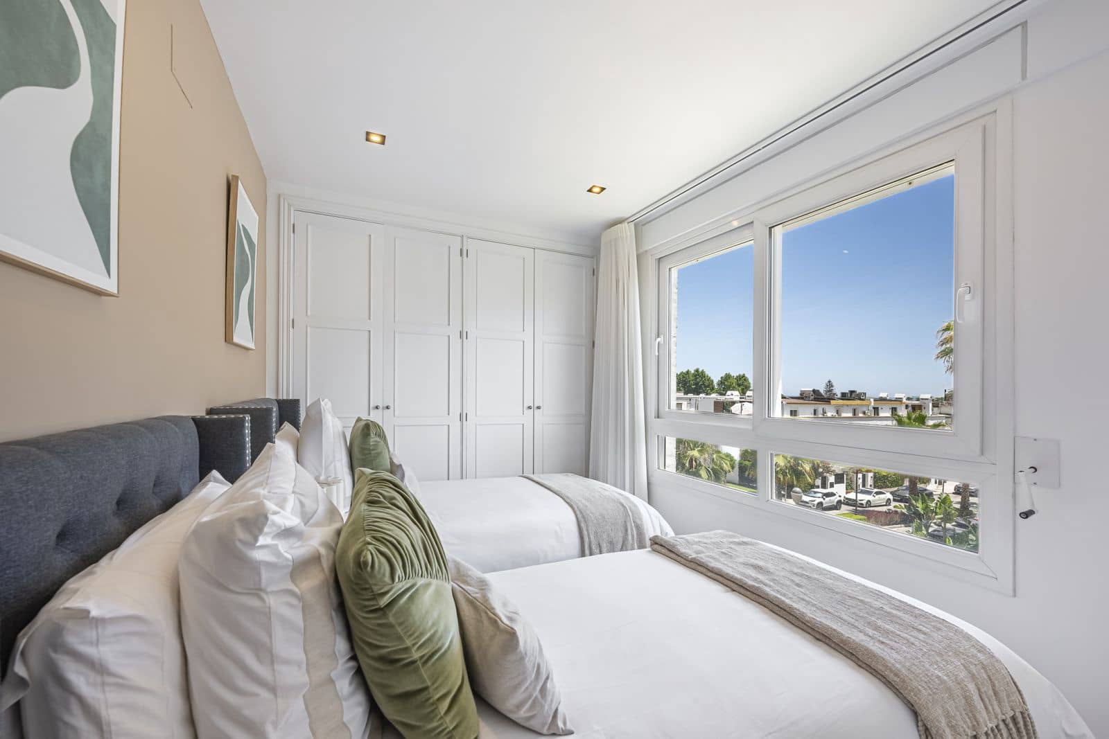 2 chambre Appartement à vendre à Golden Mile - 1 350 000 € (Ref: 9967415)