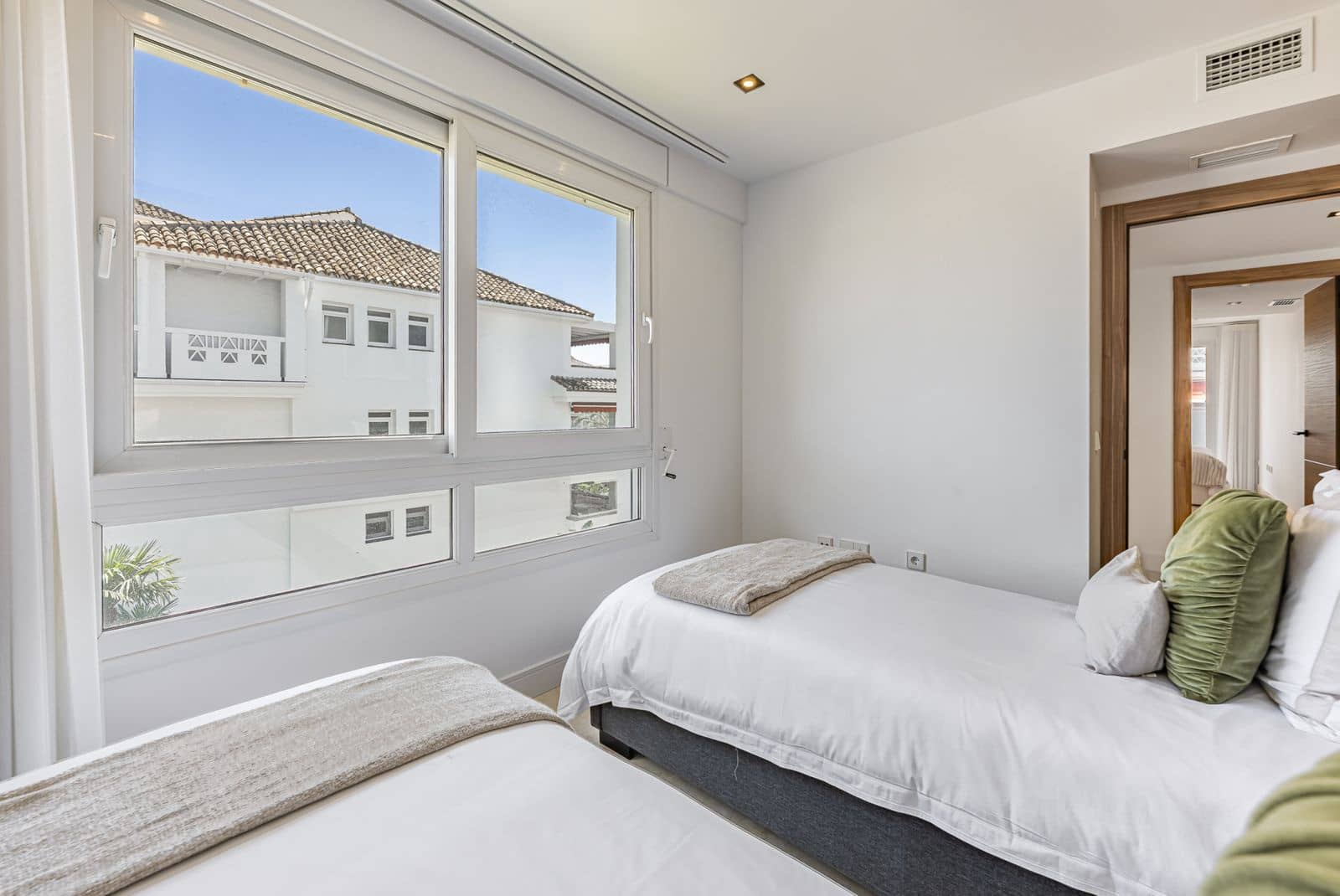 2 chambre Appartement à vendre à Golden Mile - 1 350 000 € (Ref: 9967415)
