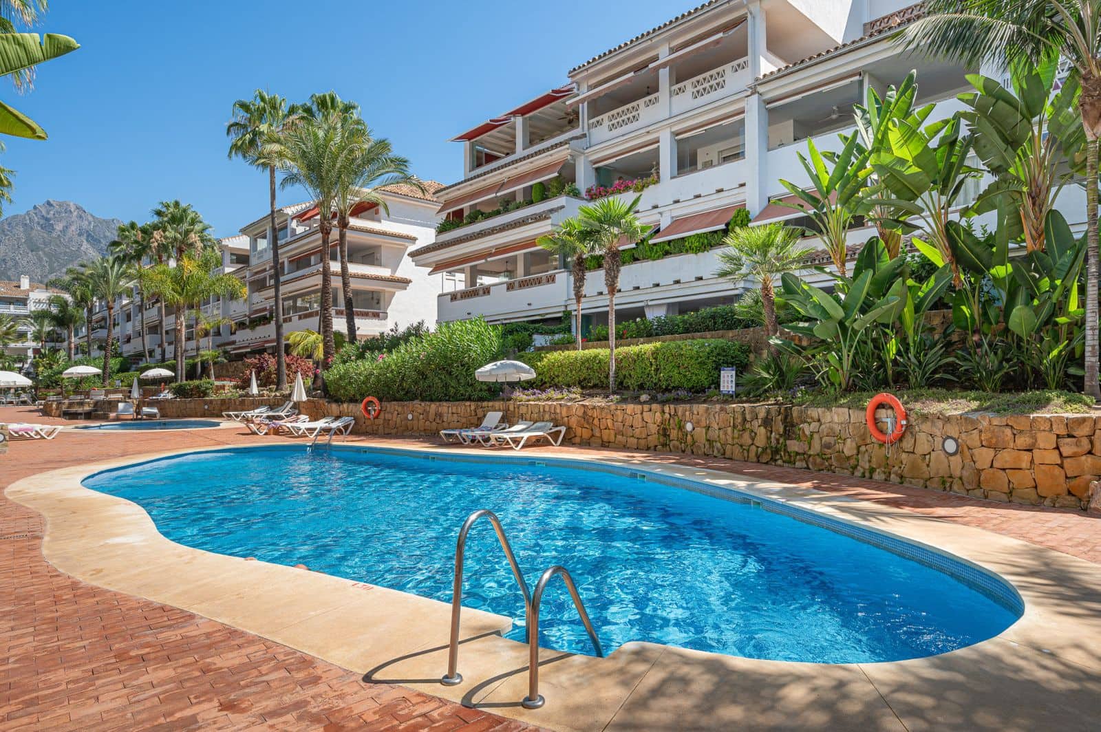 2 chambre Appartement à vendre à Golden Mile - 1 350 000 € (Ref: 9967415)
