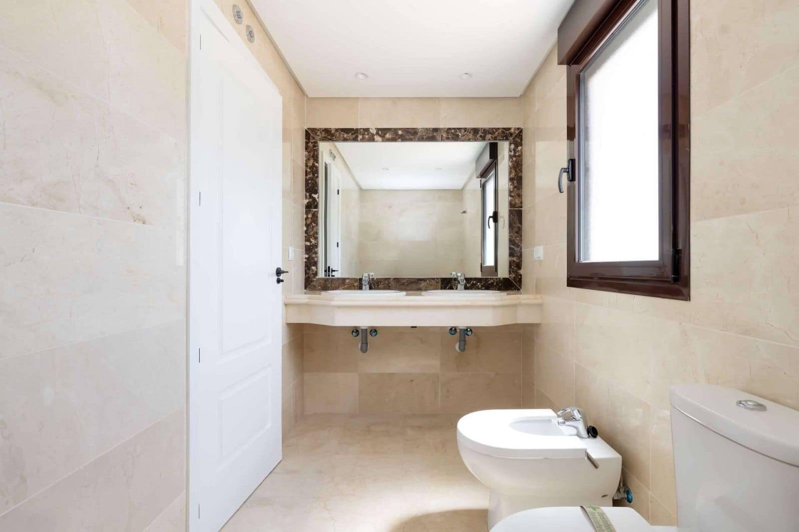 3 soveværelse Byhus til salg i Estepona - € 470.250 (Ref: 9967416)