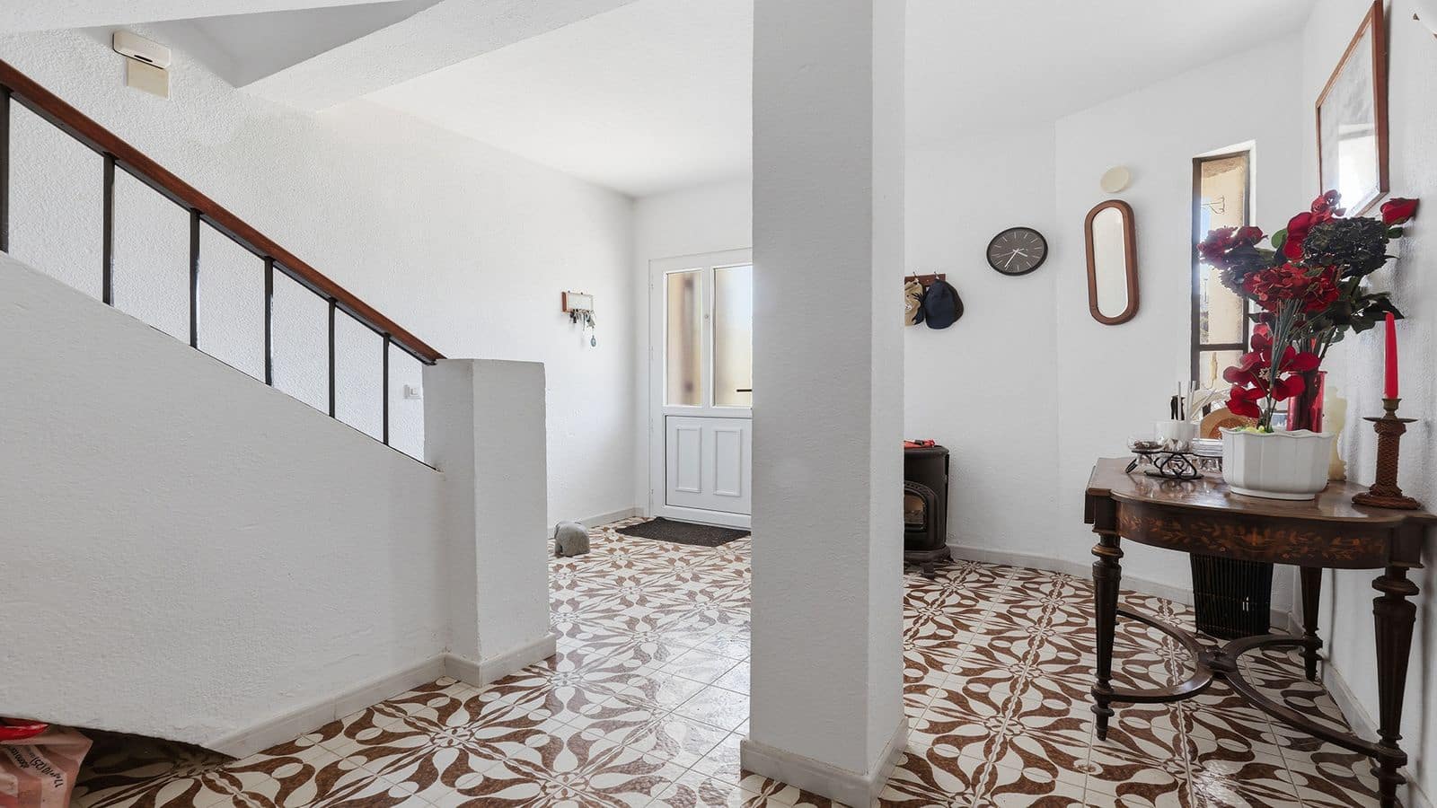 3 bedroom Villa for sale in Manilva - € 380,000 (Ref: 9967418)