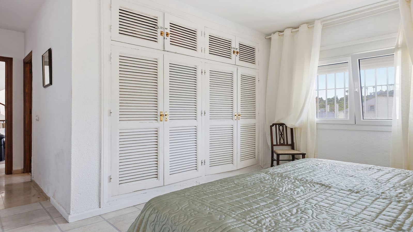 3 bedroom Villa for sale in Manilva - € 380,000 (Ref: 9967418)