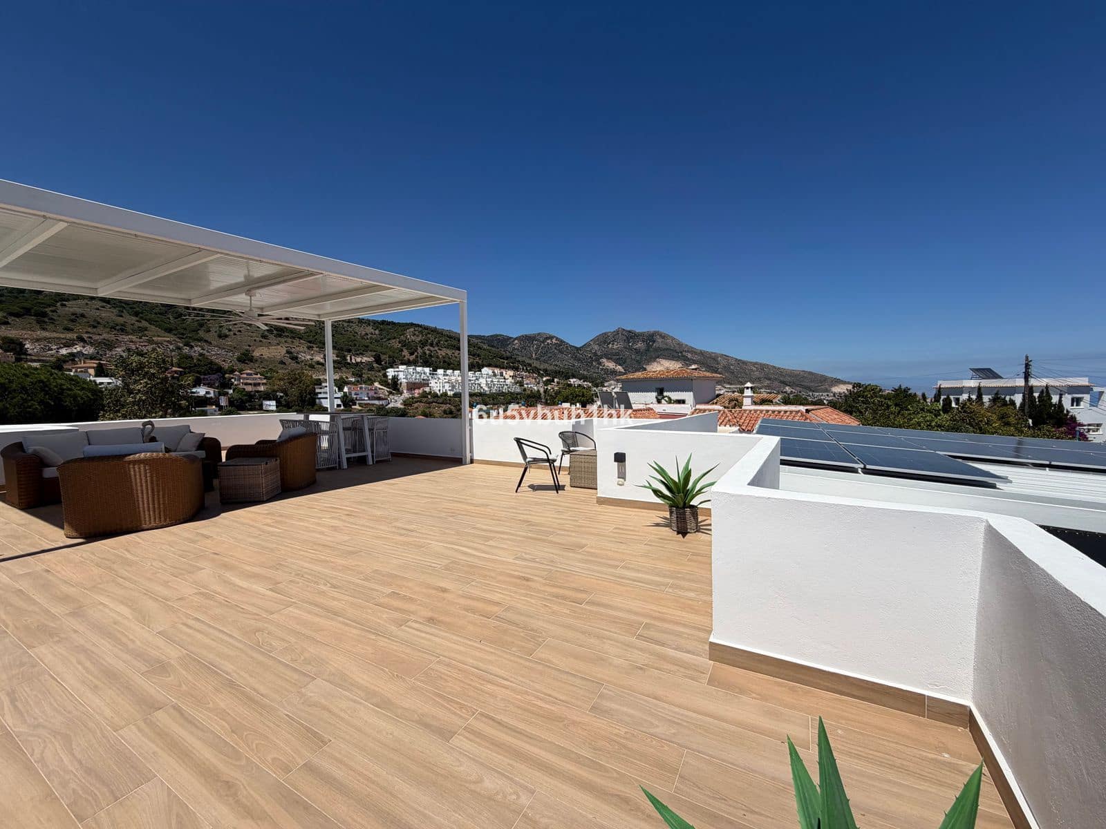 4 sypialnia Willa na sprzedaż w Benalmadena Costa - 1 190 000 € (Ref: 9967425)