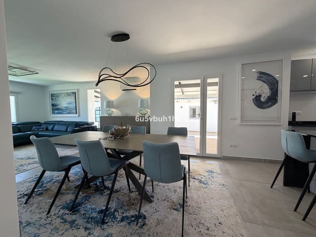 4 sypialnia Willa na sprzedaż w Benalmadena Costa, Benalmádena - 1 190 000 € (Ref: 9967425)