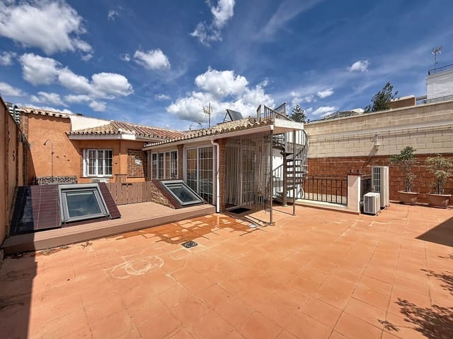 5 camera da letto Casa in vendita in Pedregalejo, Malaga città - 845.000 € (Rif: 9967432)