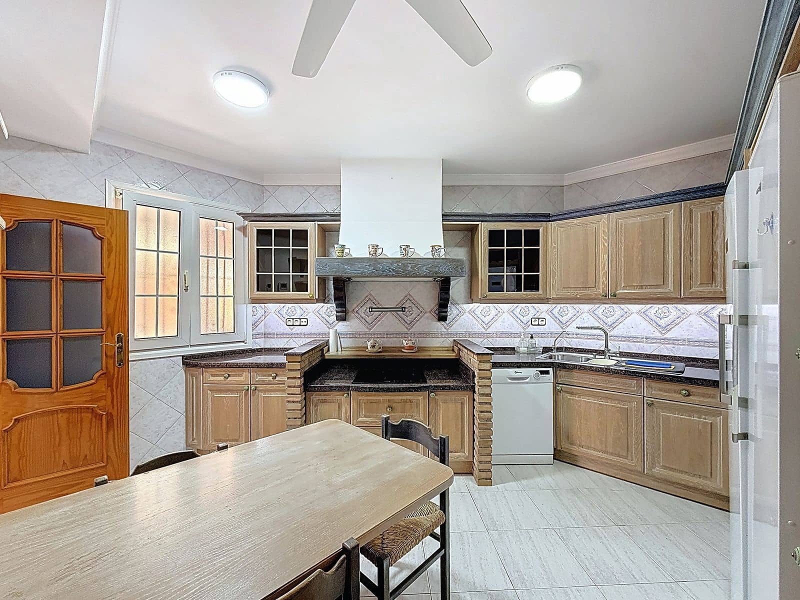 Casa de 5 habitaciones en Málaga ciudad en venta - 845.000 € (Ref: 9967432)