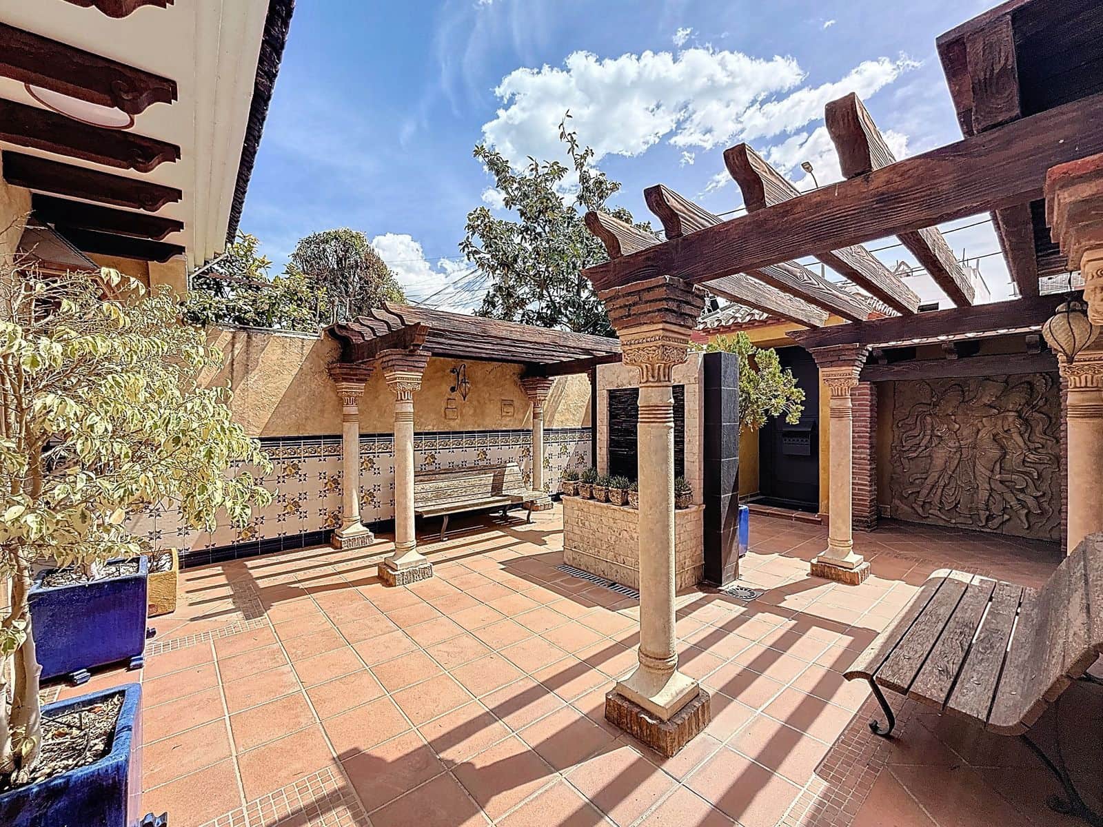 Casa de 5 habitaciones en Málaga ciudad en venta - 845.000 € (Ref: 9967432)