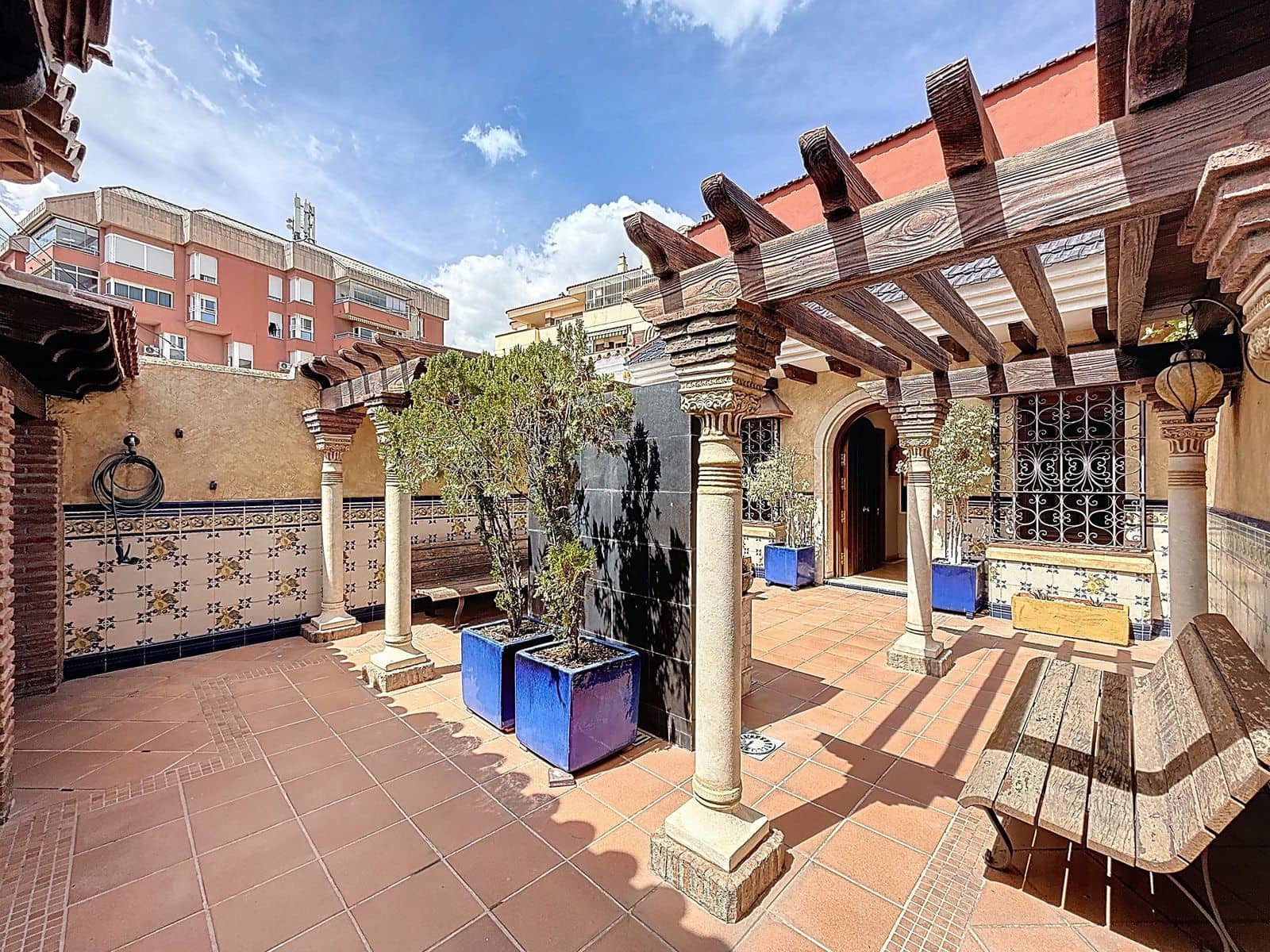 Casa de 5 habitaciones en Málaga ciudad en venta - 845.000 € (Ref: 9967432)