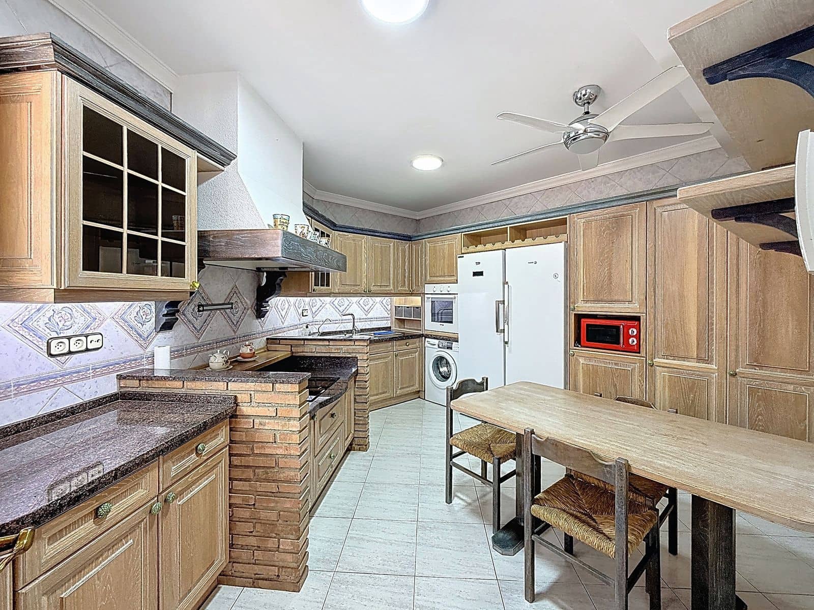 Casa de 5 habitaciones en Málaga ciudad en venta - 845.000 € (Ref: 9967432)