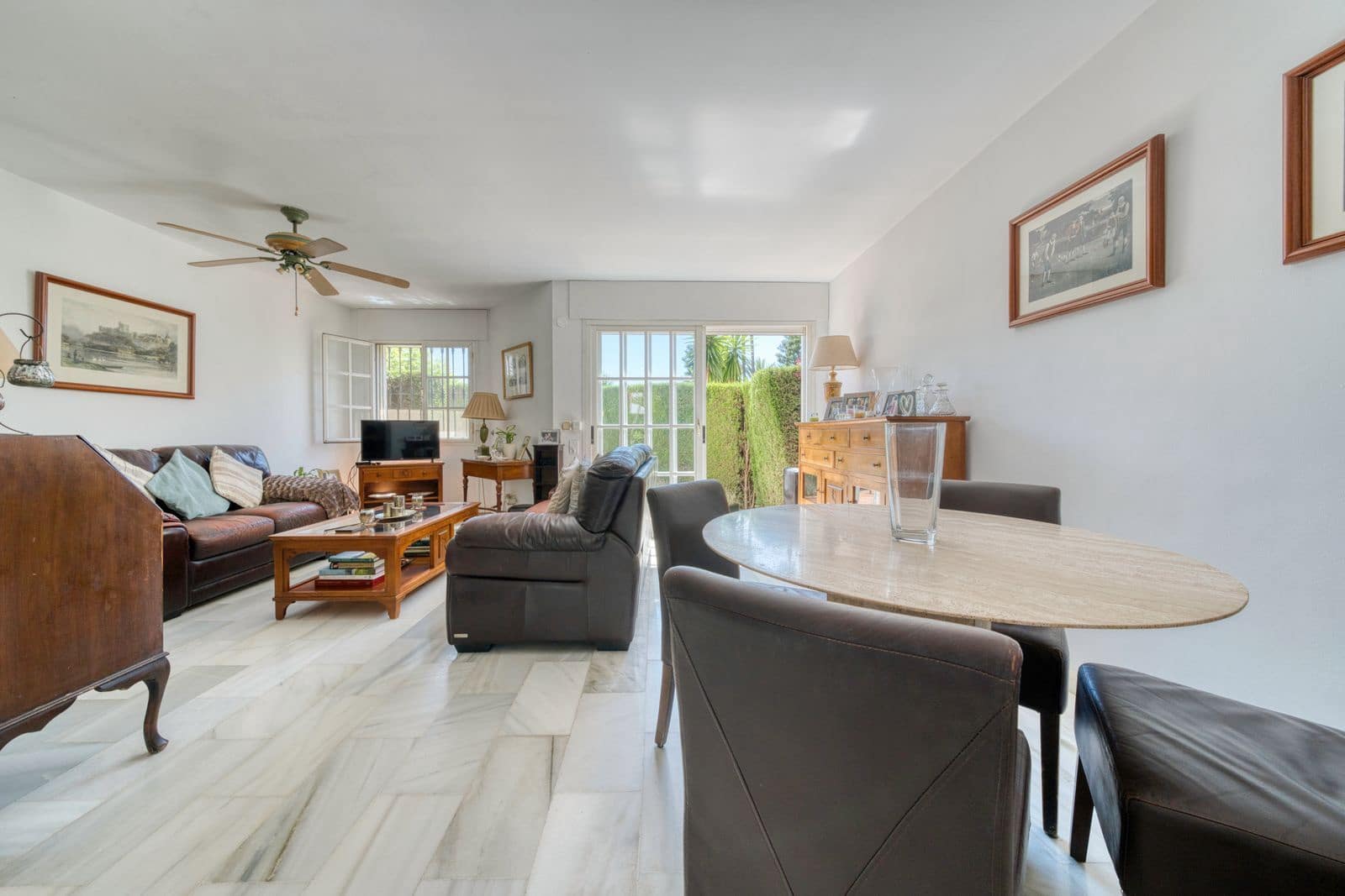 3 soveværelse Byhus til salg i Bel-Air - € 429.995 (Ref: 9967434)