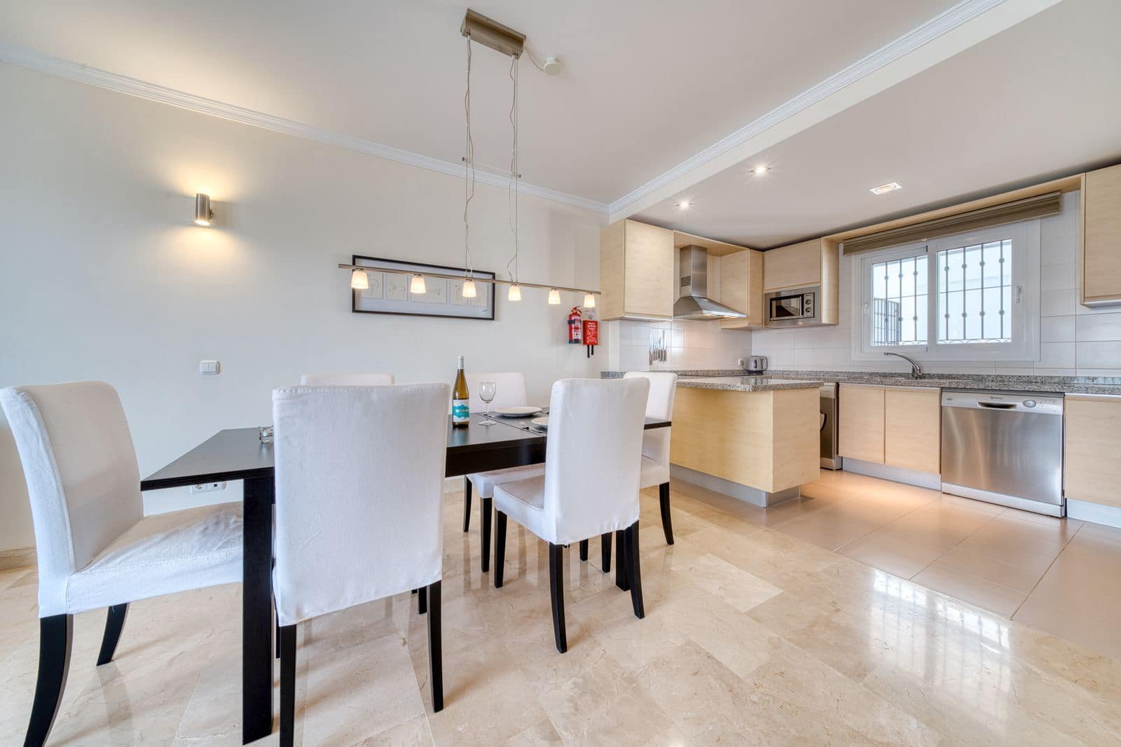 2 bedroom Apartment for sale in Calahonda - € 349,000 (Ref: 9967436)
