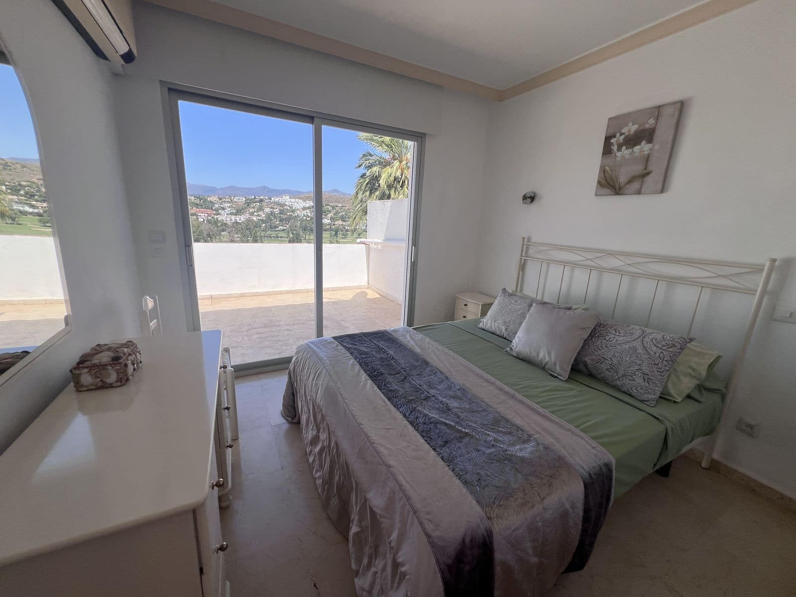 3 bedroom Townhouse for sale in Malaga city - € 469,000 (Ref: 9967445)