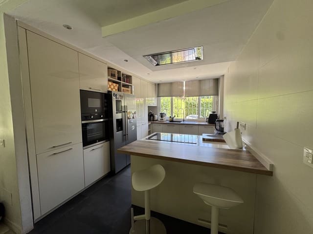 3 Zimmer Doppelhaus zu verkaufen in Calahonda, Mijas - 670.000 € (Ref: 9967447)