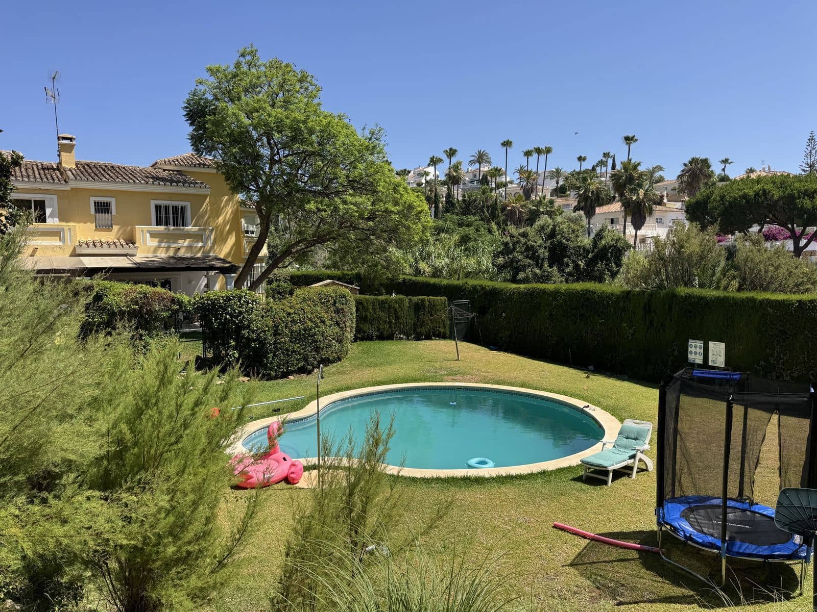 3 bedroom Semi-detached Villa for sale in Calahonda - € 670,000 (Ref: 9967447)