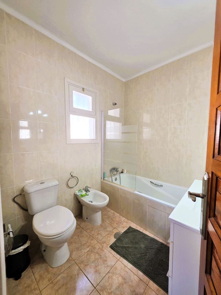 3 camera da letto Villa in vendita in Estepona - 1.200.000 € (Rif: 9967448)