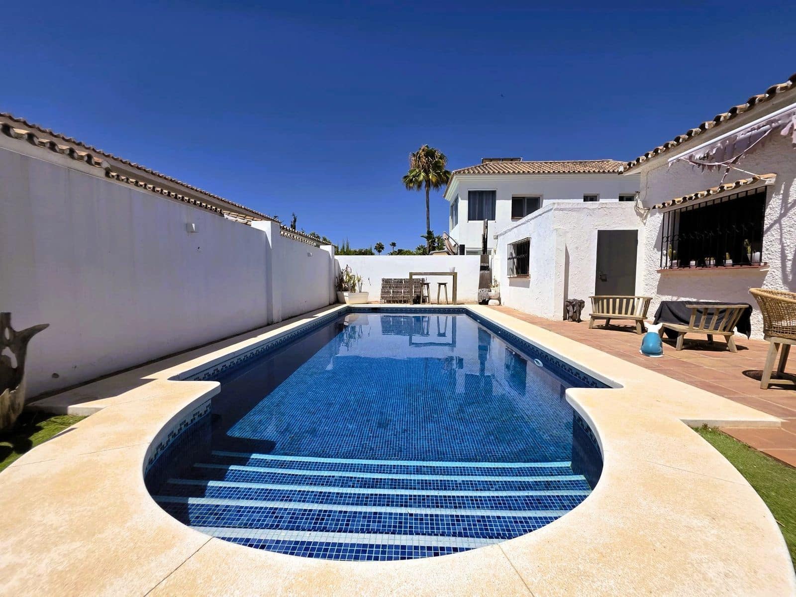 3 camera da letto Villa in vendita in Estepona - 1.200.000 € (Rif: 9967448)