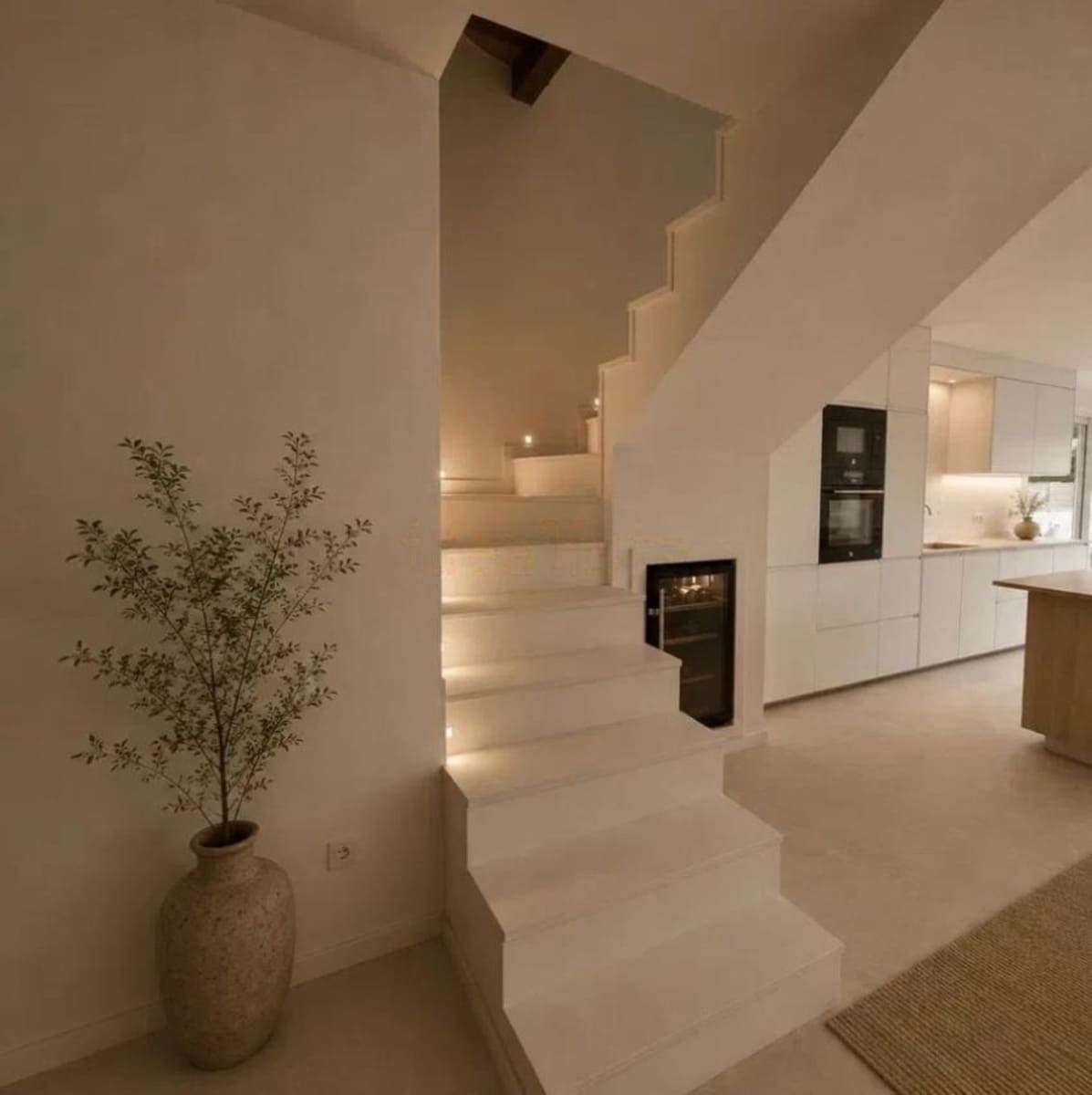 4 bedroom Villa for sale in Marbella - € 1,035,000 (Ref: 9967449)