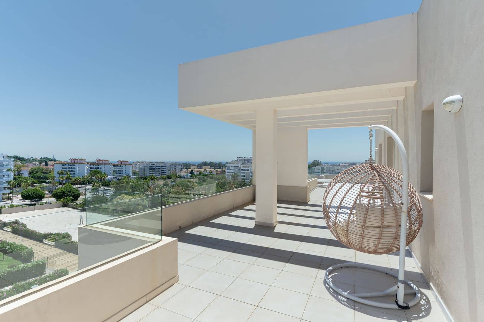 4 chambre Penthouse à vendre à Nueva Andalucia - 1 149 000 € (Ref: 9967451)