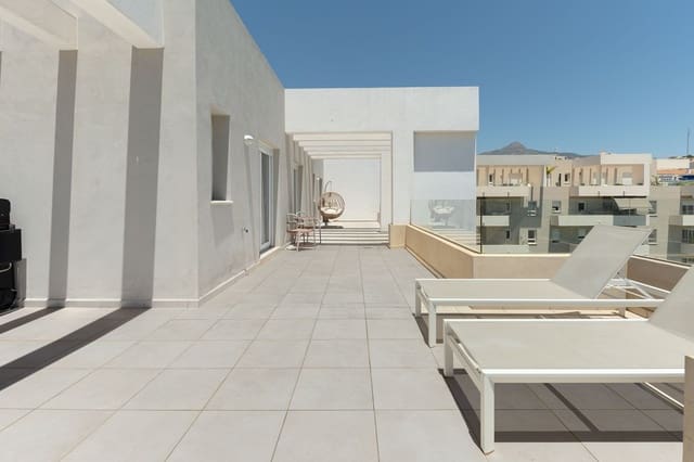 4 soverom Penthouse til salgs i Nueva Andalucia, Marbella - € 1 149 000 (Ref: 9967451)