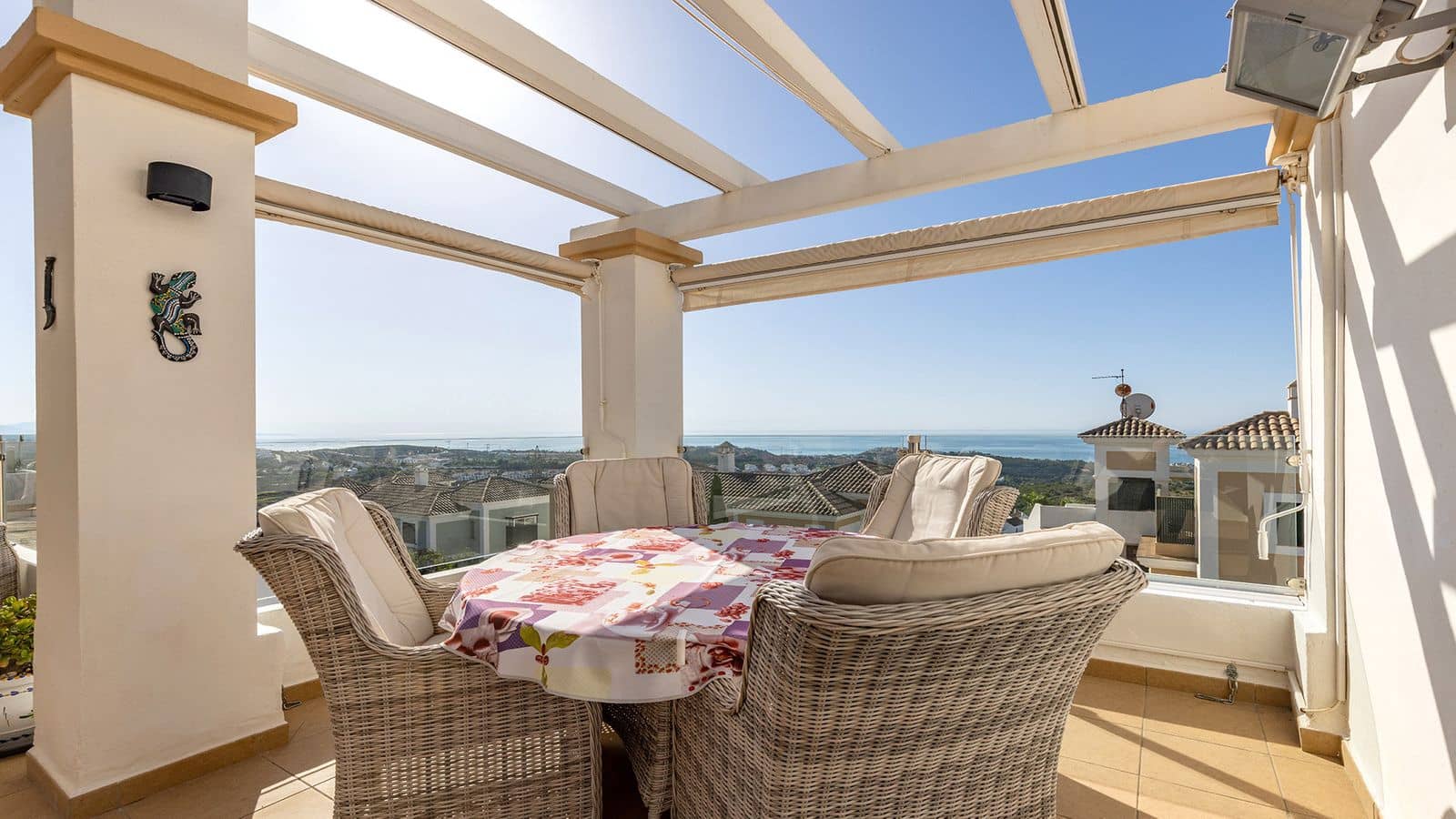 3 sovrum Takvåning till salu i Casares - 630 000 € (Ref: 9967452)