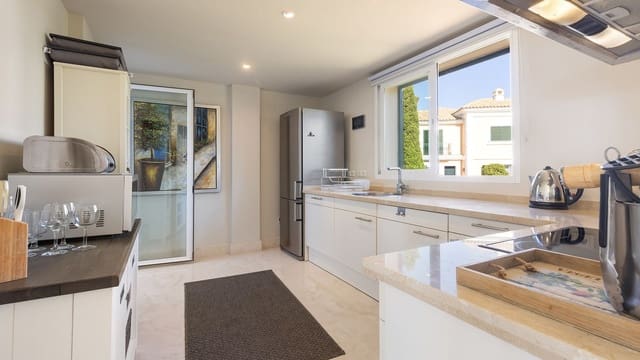 3 makuuhuone Kattohuoneisto myytävänä paikassa Casares - 630 000 € (Ref: 9967452)