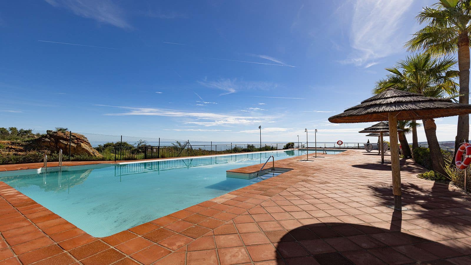 3 sovrum Takvåning till salu i Casares - 630 000 € (Ref: 9967452)