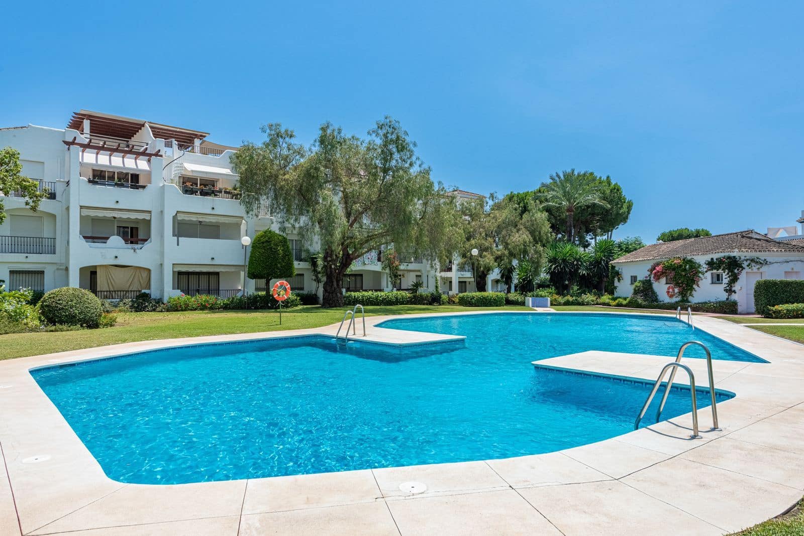 2 soveværelse Penthouse til salg i Estepona - € 580.000 (Ref: 9967469)