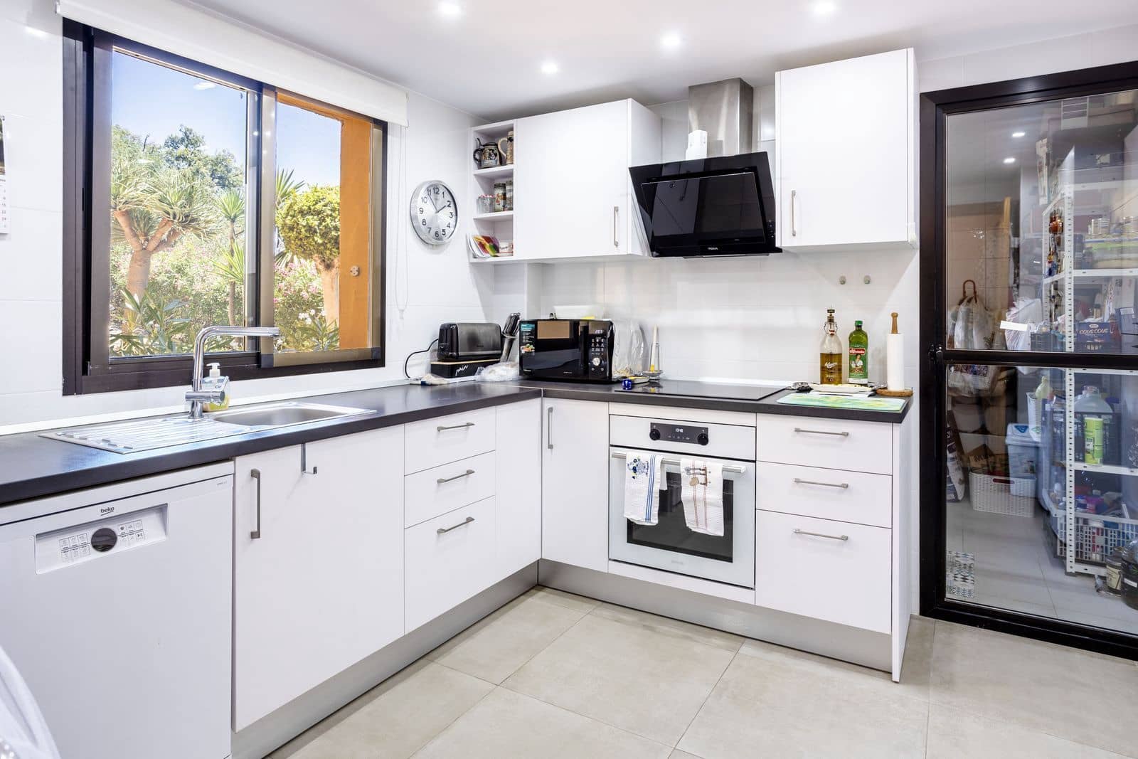 Apartamento de 3 habitaciones en New Golden Mile en venta - 395.000 € (Ref: 9967473)