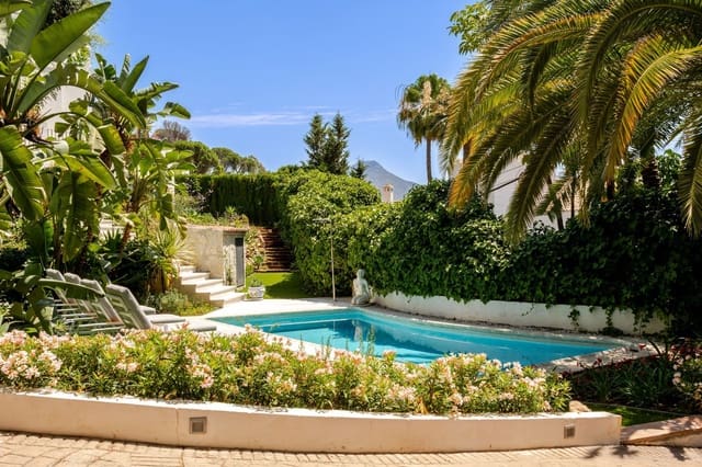 5 soveværelse Villa til salg i El Madroñal, Benahavís - € 2.950.000 (Ref: 9967477)