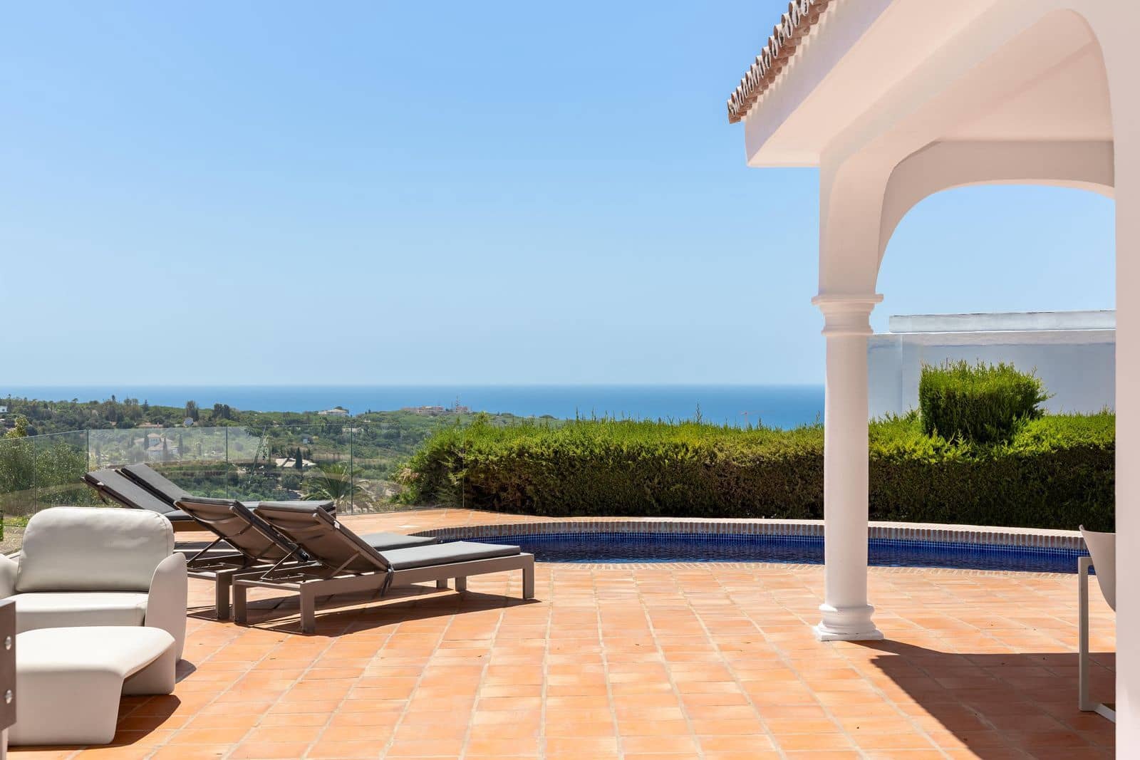 4 bedroom Villa for sale in Elviria - € 2,480,000 (Ref: 9967479)
