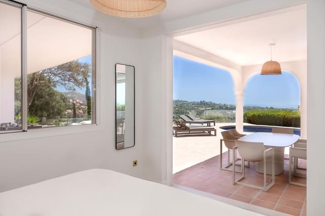 4 slaapkamer Villa te koop in Elviria, Marbella - € 2.480.000 (Ref: 9967479)