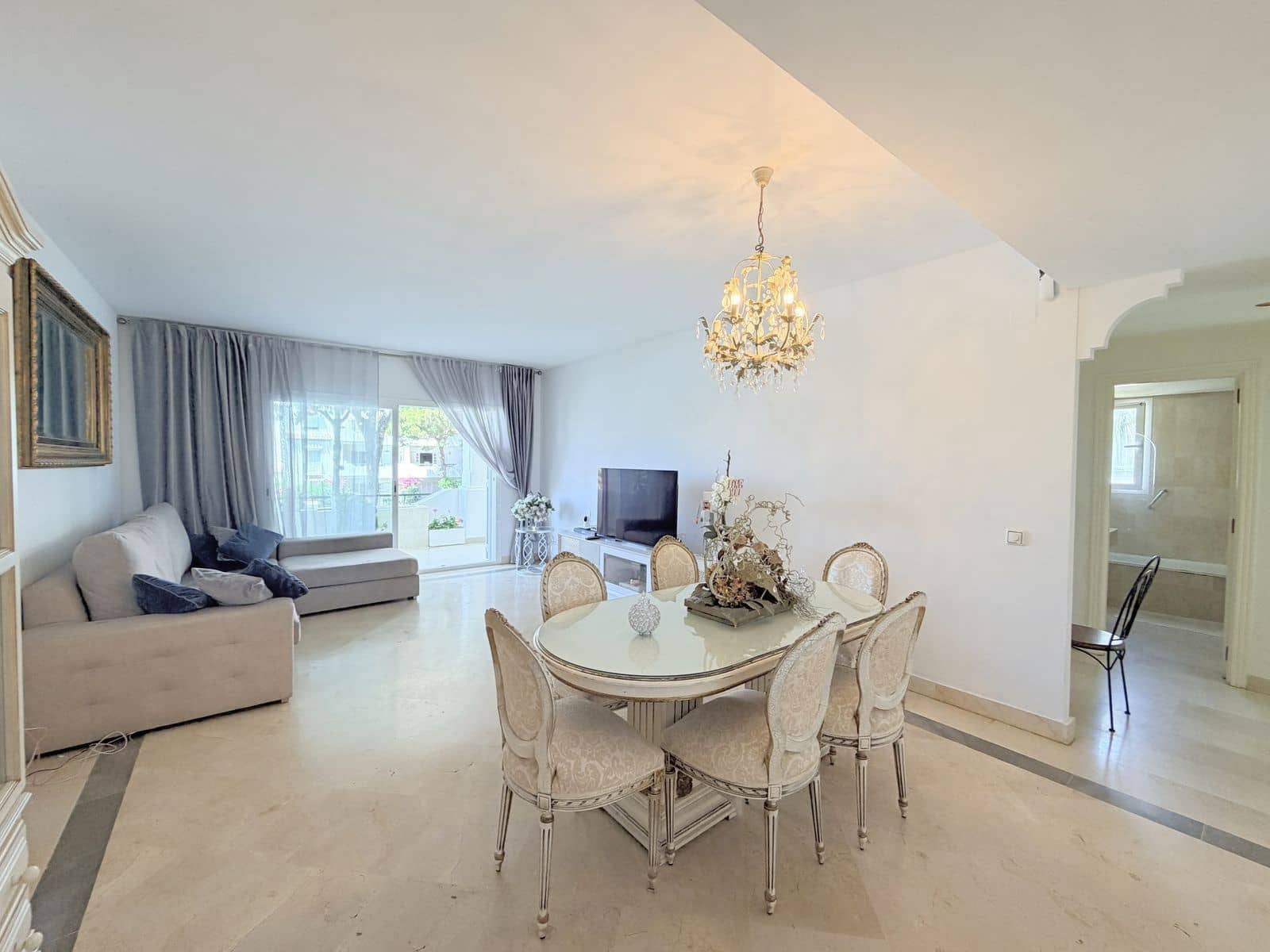 3 quarto Apartamento para venda em New Golden Mile - 800 000 € (Ref: 9967484)