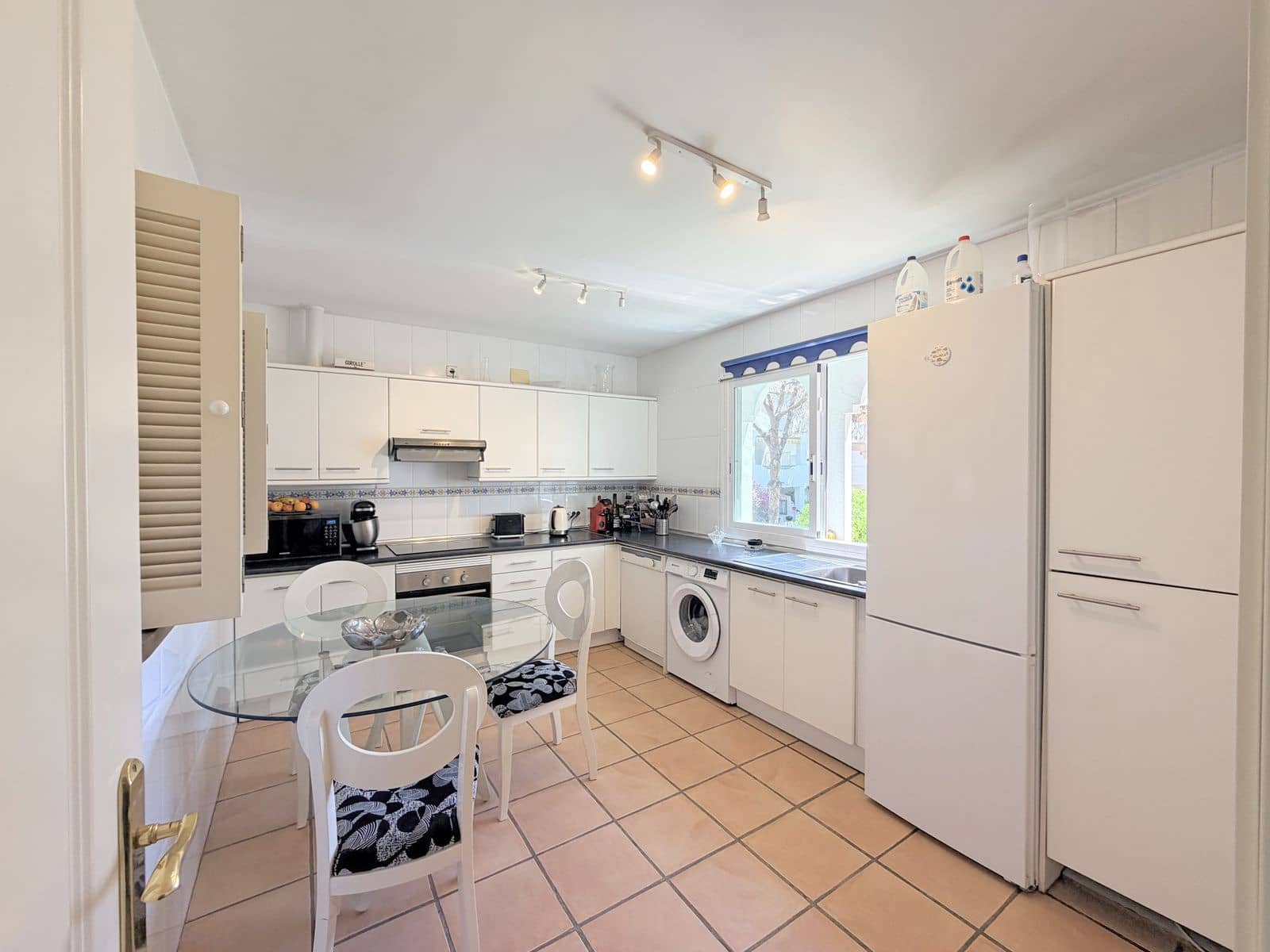 3 quarto Apartamento para venda em New Golden Mile - 800 000 € (Ref: 9967484)