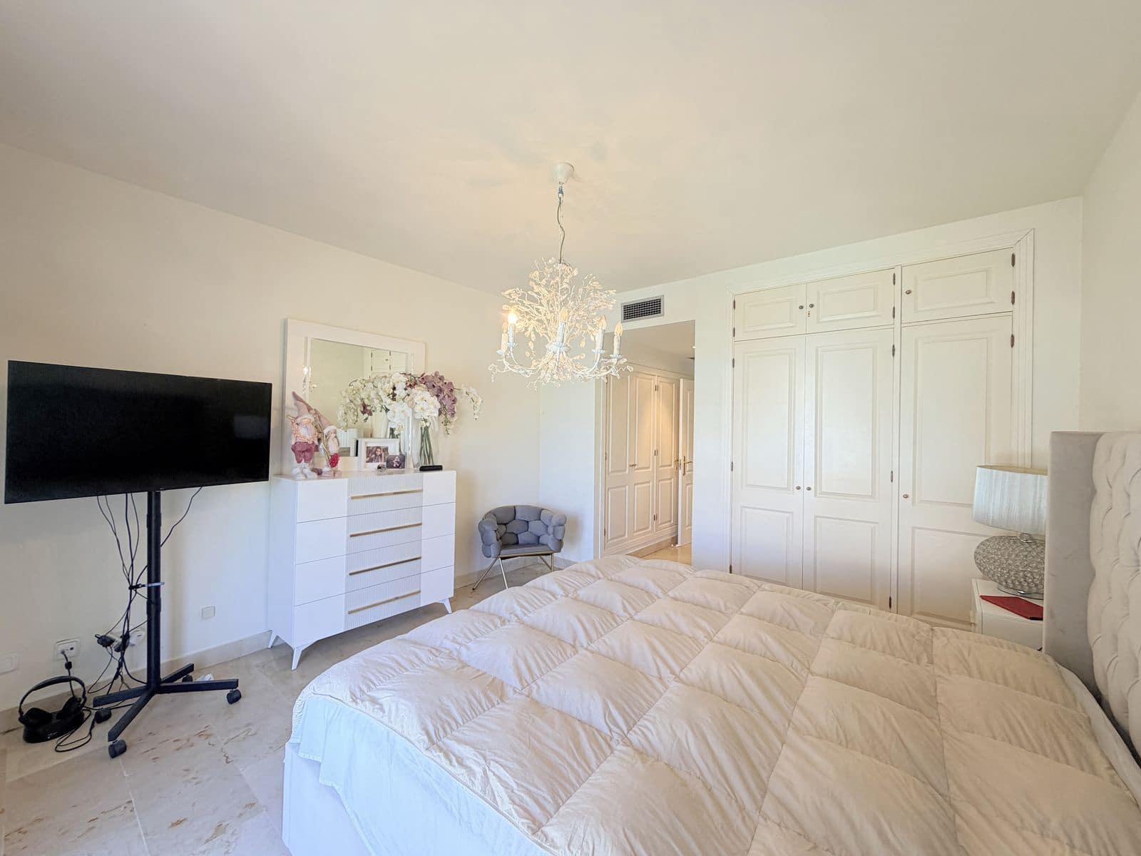 3 quarto Apartamento para venda em New Golden Mile - 800 000 € (Ref: 9967484)