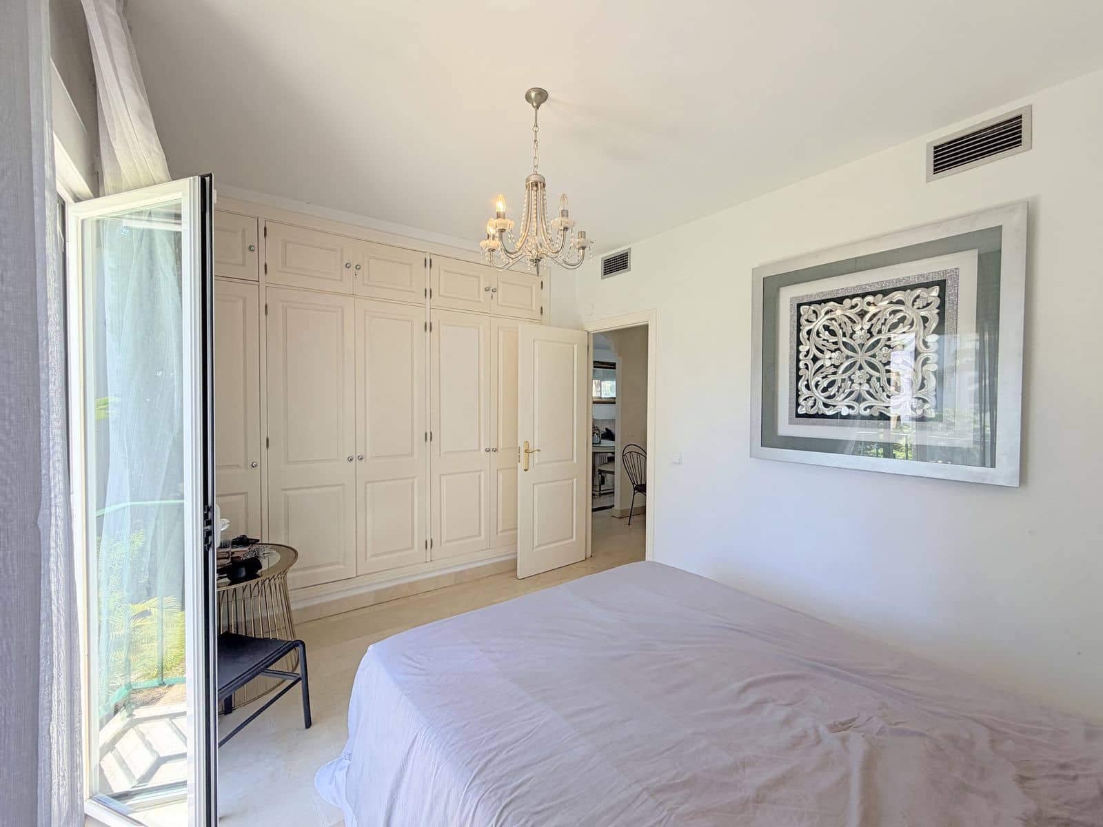 3 quarto Apartamento para venda em New Golden Mile - 800 000 € (Ref: 9967484)