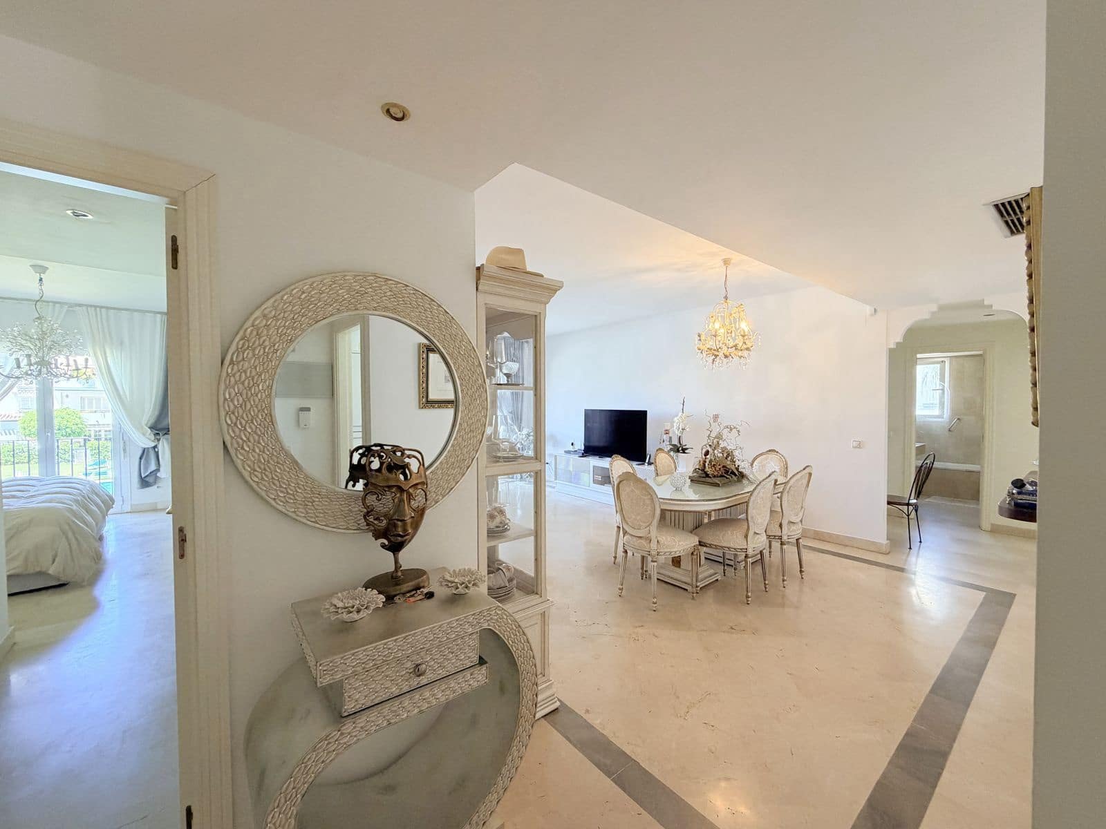 3 quarto Apartamento para venda em New Golden Mile - 800 000 € (Ref: 9967484)