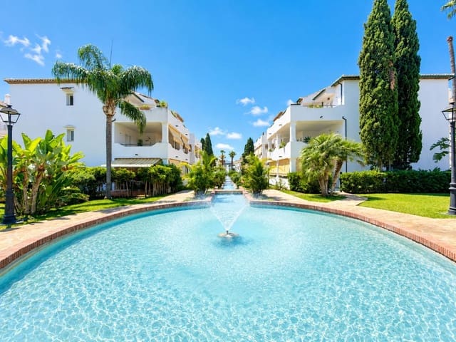 3 slaapkamer Appartement te koop in New Golden Mile, Estepona - € 800.000 (Ref: 9967484)