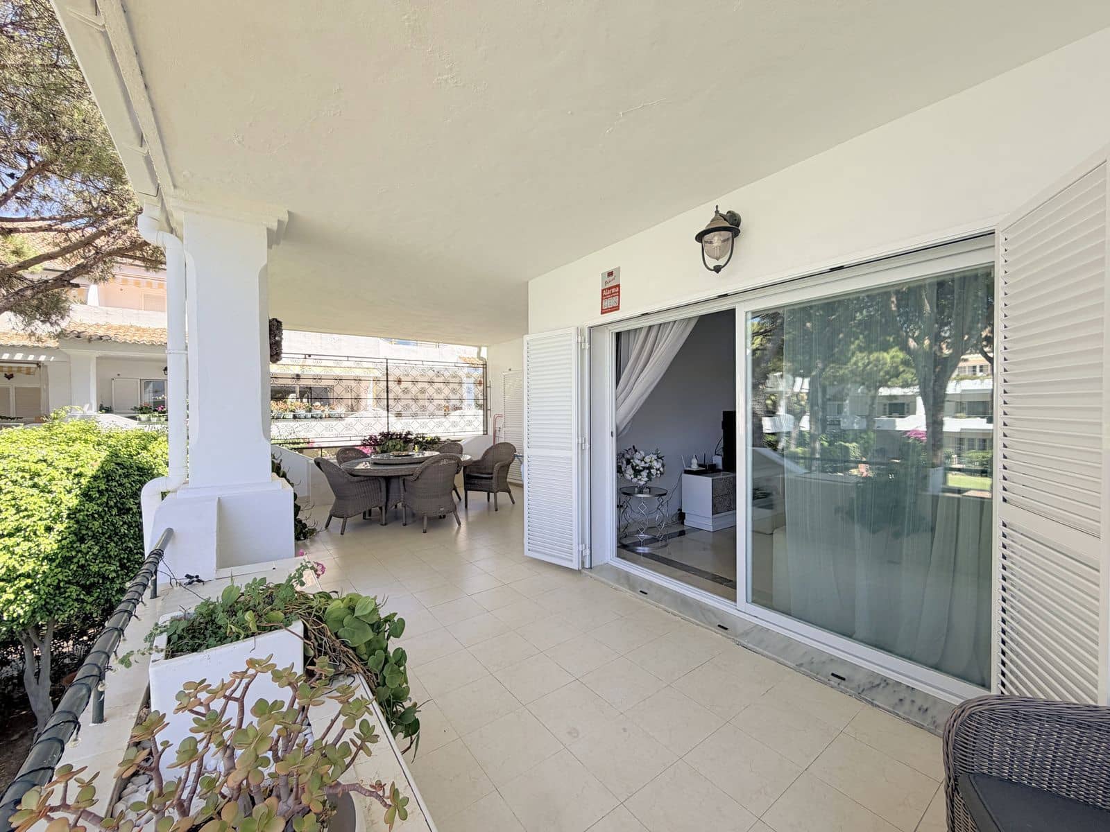 3 quarto Apartamento para venda em New Golden Mile - 800 000 € (Ref: 9967484)